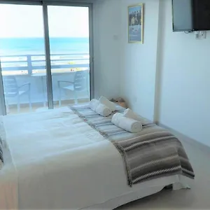 Apartment Seaview Luxury, Larnaca